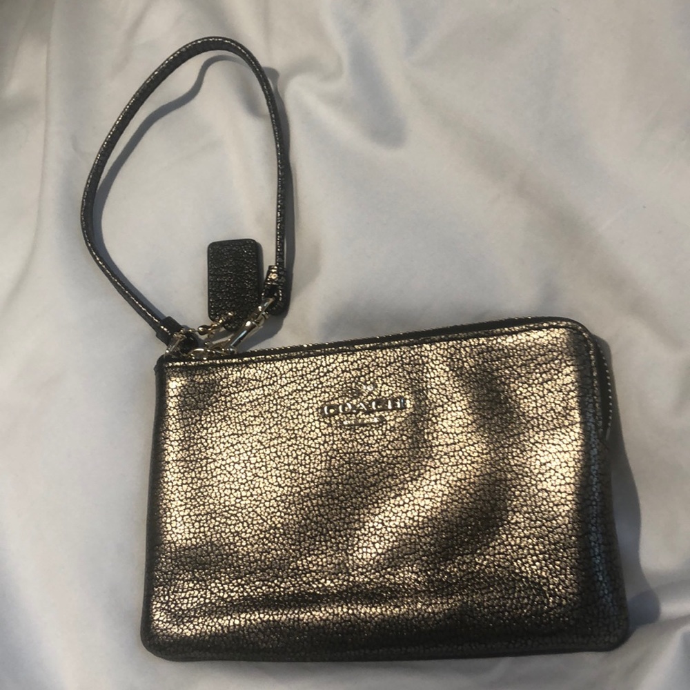 NWOT Coach Wristlet